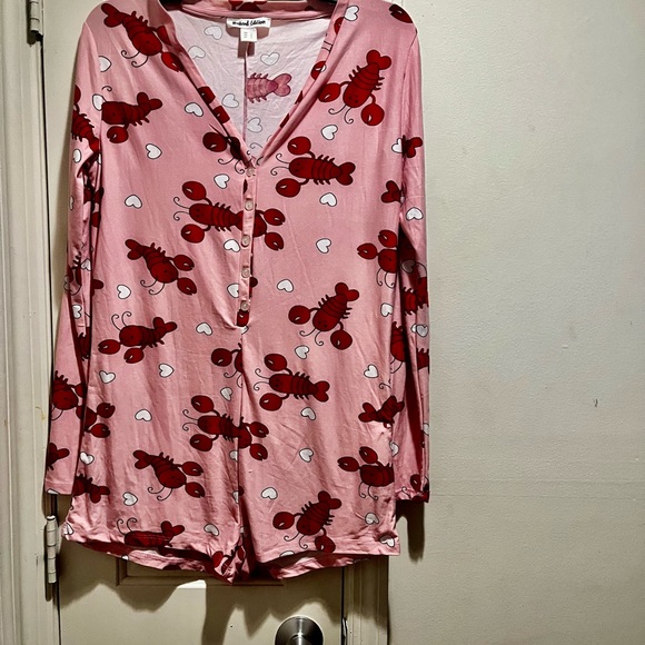 NWOT Weekend Edition Pinch me Lobster theme romper - Picture 6 of 11